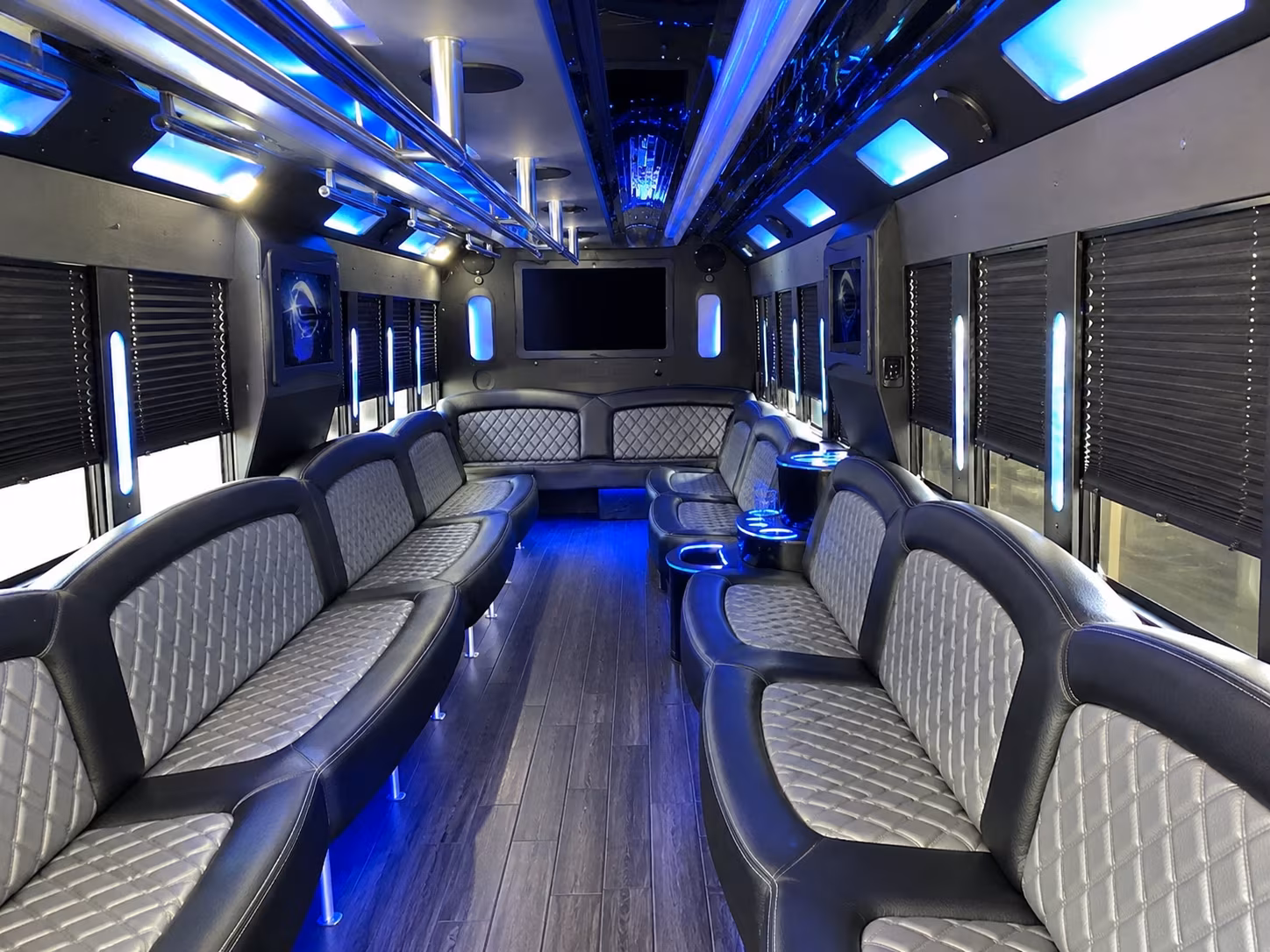 everett prom transportation